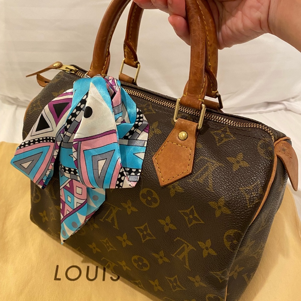 Louis Vuitton Vintage Authentic Speedy 25